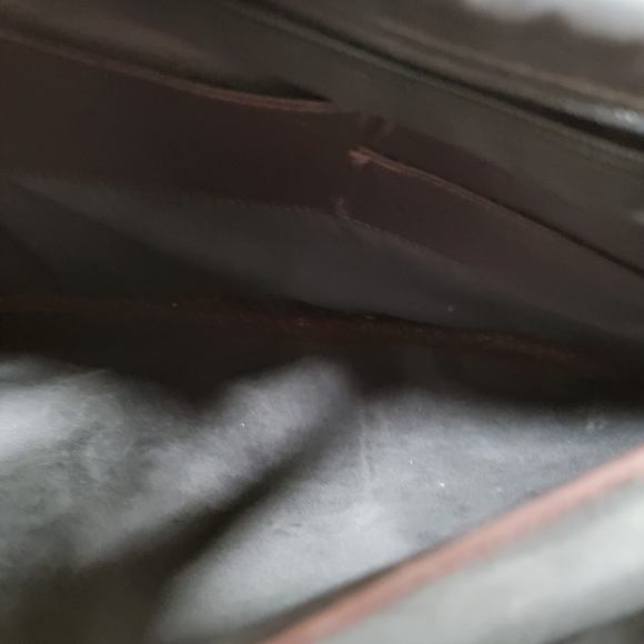 LE DONNE COLOMBIAN LEATHER FLAP SHOULDER BAGBUSINESSTRAVEL BRIEFCASE. Lap Top - Picture 8 of 10